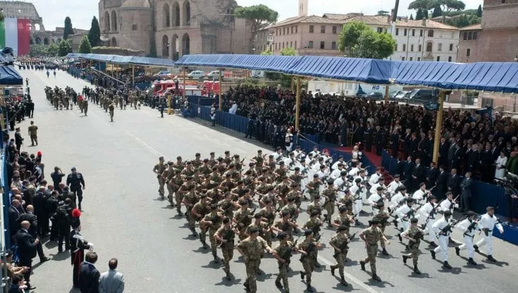 I giovani del Servizio Civile rifiutano la marcia militare del 2 Giugno: «Siamo un corpo di pace»
